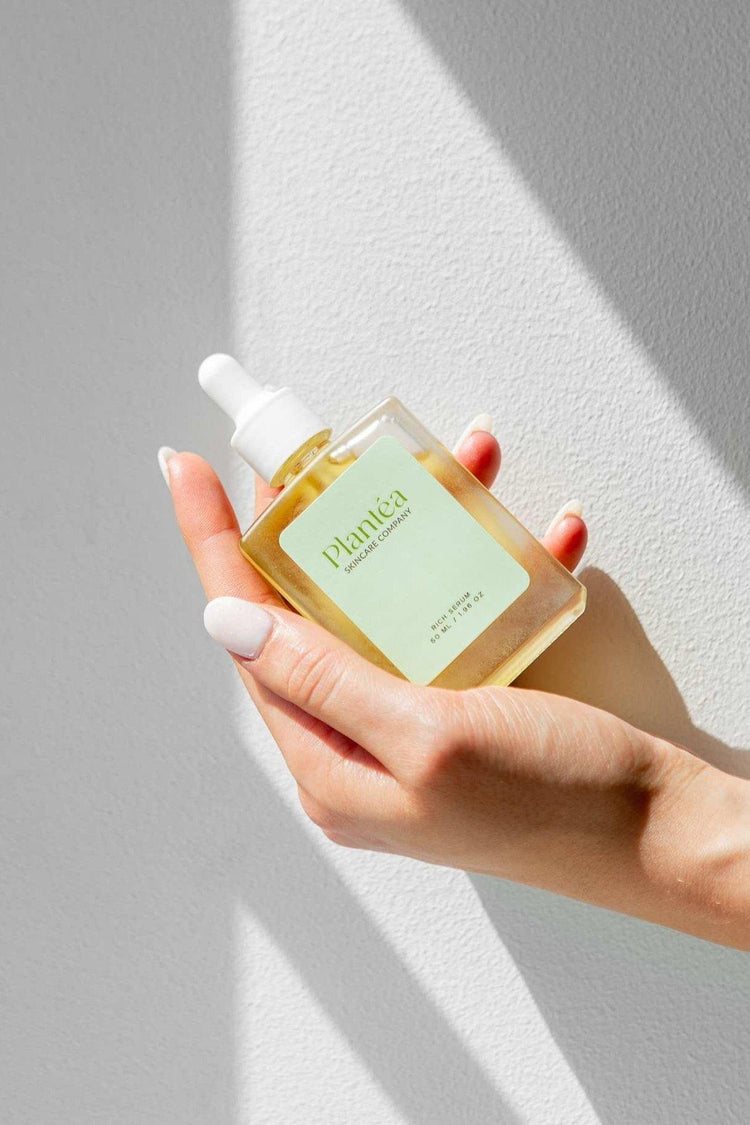 Our Rich Serum. The facial oil is easily absorbed into your skin and instantly improves skin.